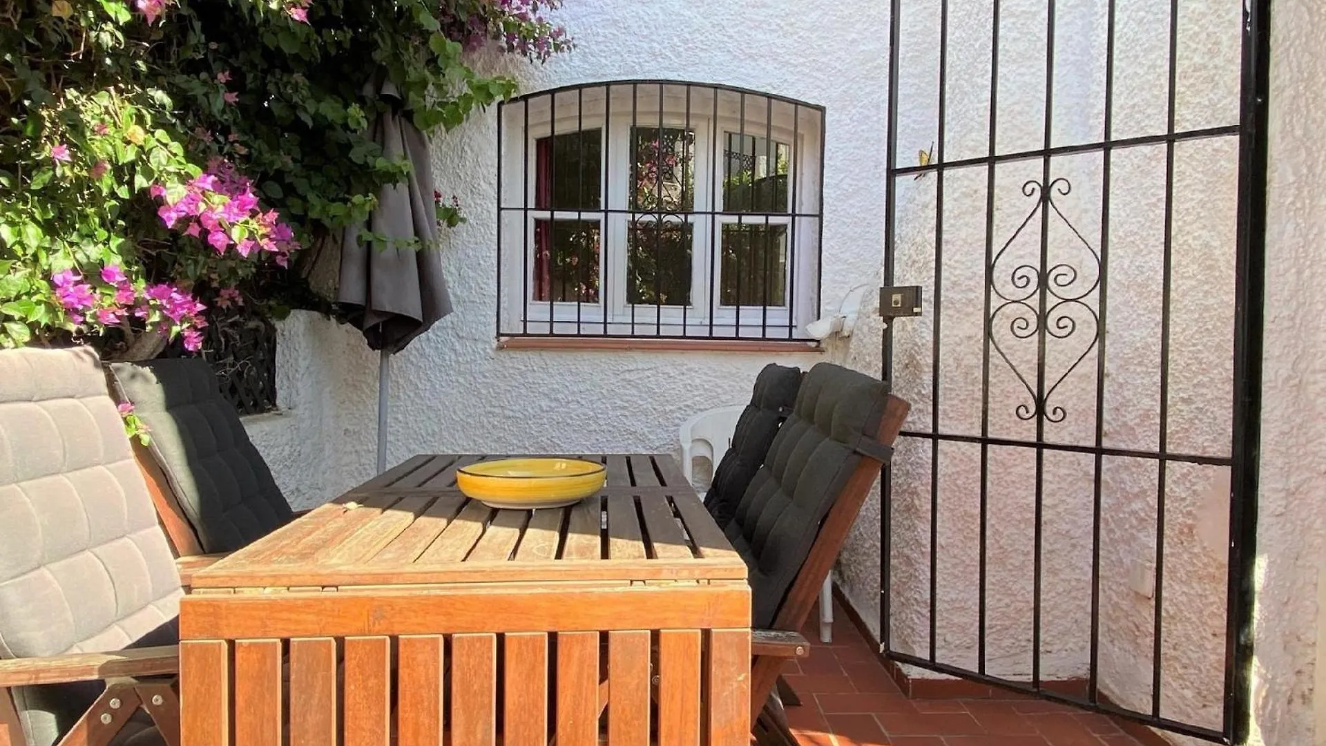 Apartment Ferienwohnung Fuer 4 Personen Ca 60 Qm In Nerja, Andalusien Costa Del Sol Spain