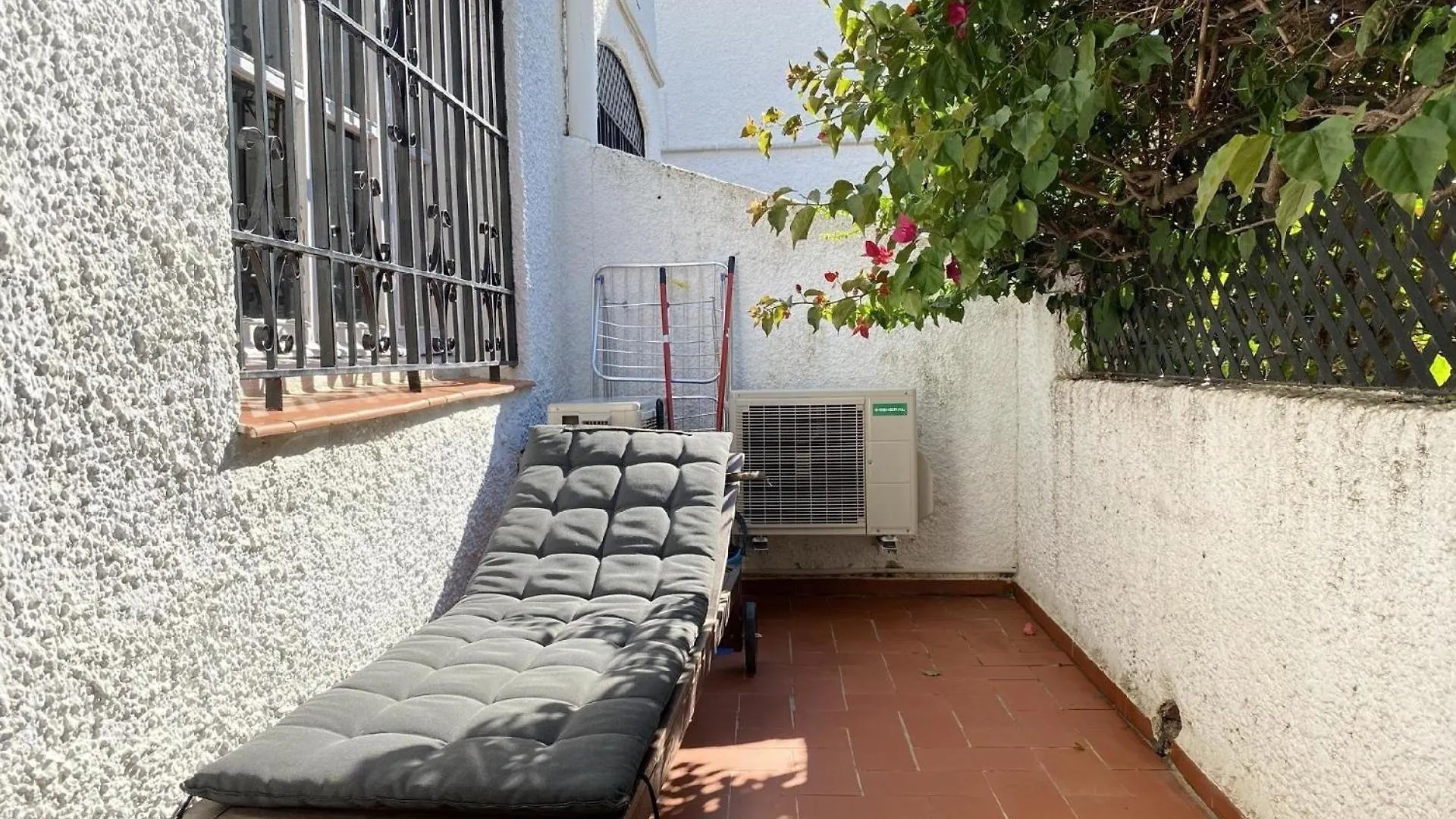 Apartment Ferienwohnung Fuer 4 Personen Ca 60 Qm In Nerja, Andalusien Costa Del Sol Spain